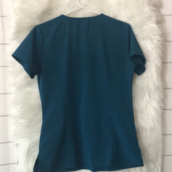 DICKIES Scrubs Women's EDS Signature V-Neck Scrub Top - Picture 10 of 10